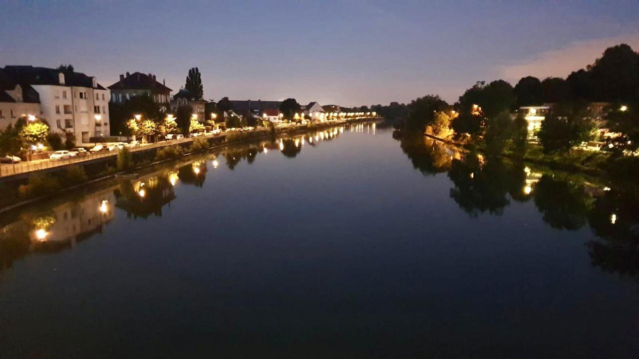 Ap101 Disneyland A 15 Min En Voiture, Lagny Au Coeur De Centre Ville, 30 Min A Paris En Voiture Exterior foto